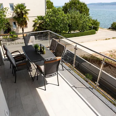 Suric Pensjonat Sukošan