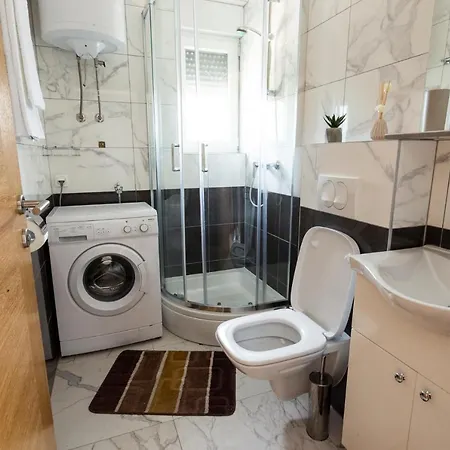 Guest house Suric 3*