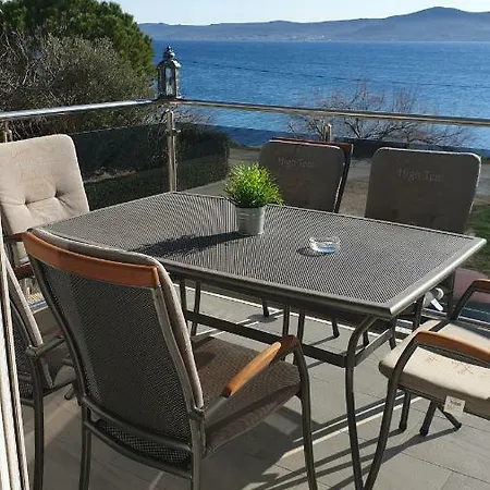 Suric ゲストハウス Sukošan