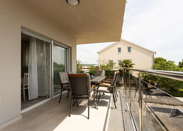 Gostinjska kuća Suric