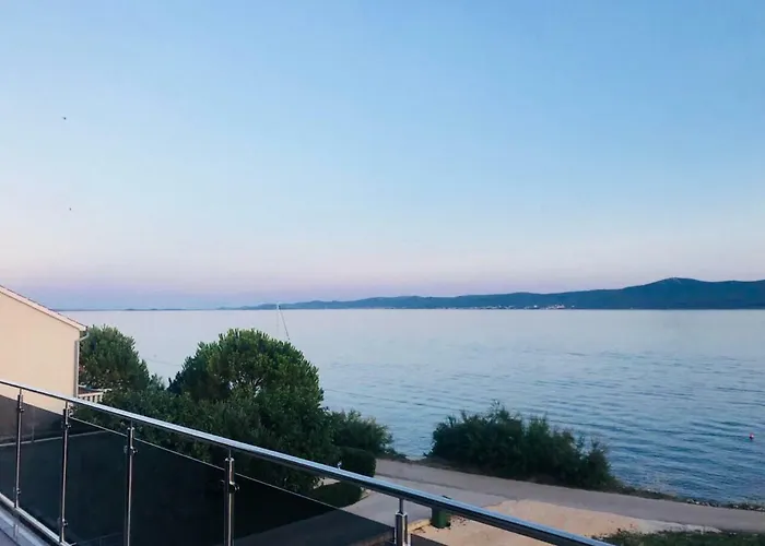 Gostinjska kuća Suric Sukosan